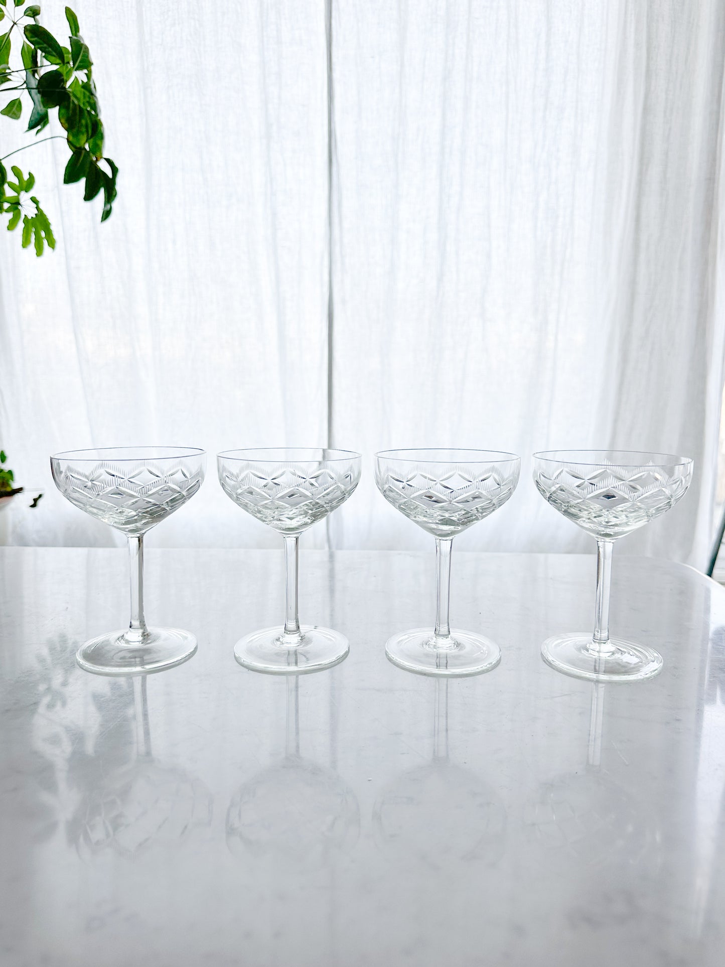 Crystal champagne glasses 4x