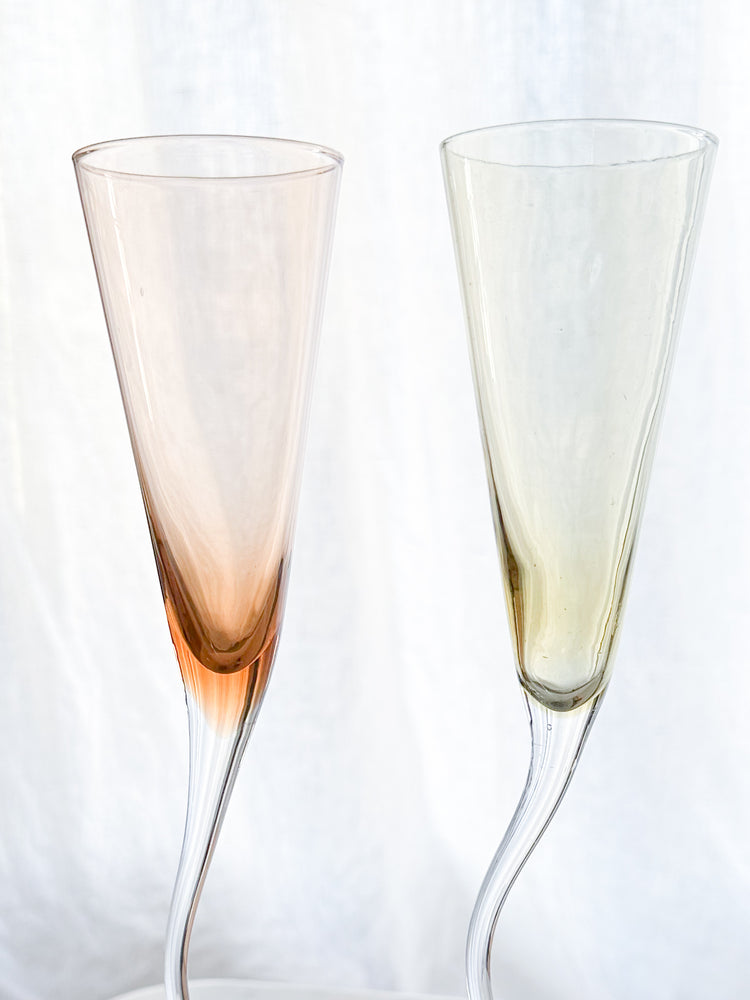 Swirl champagne glasses