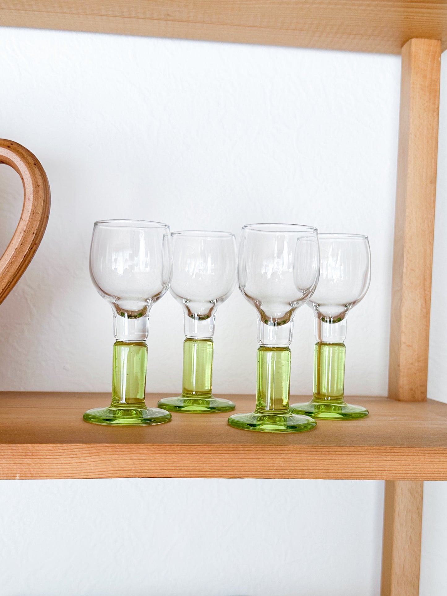 Green liqueur glasses 4x