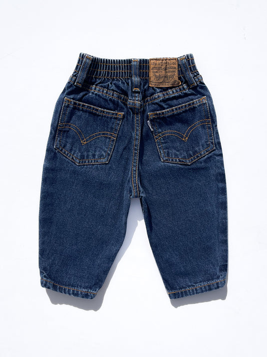 Dark jeans size 6M